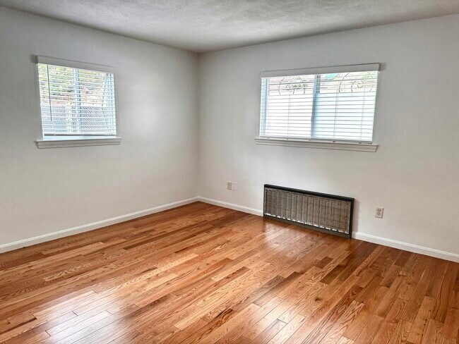 Building Photo - 395 Revere Beach Pkwy