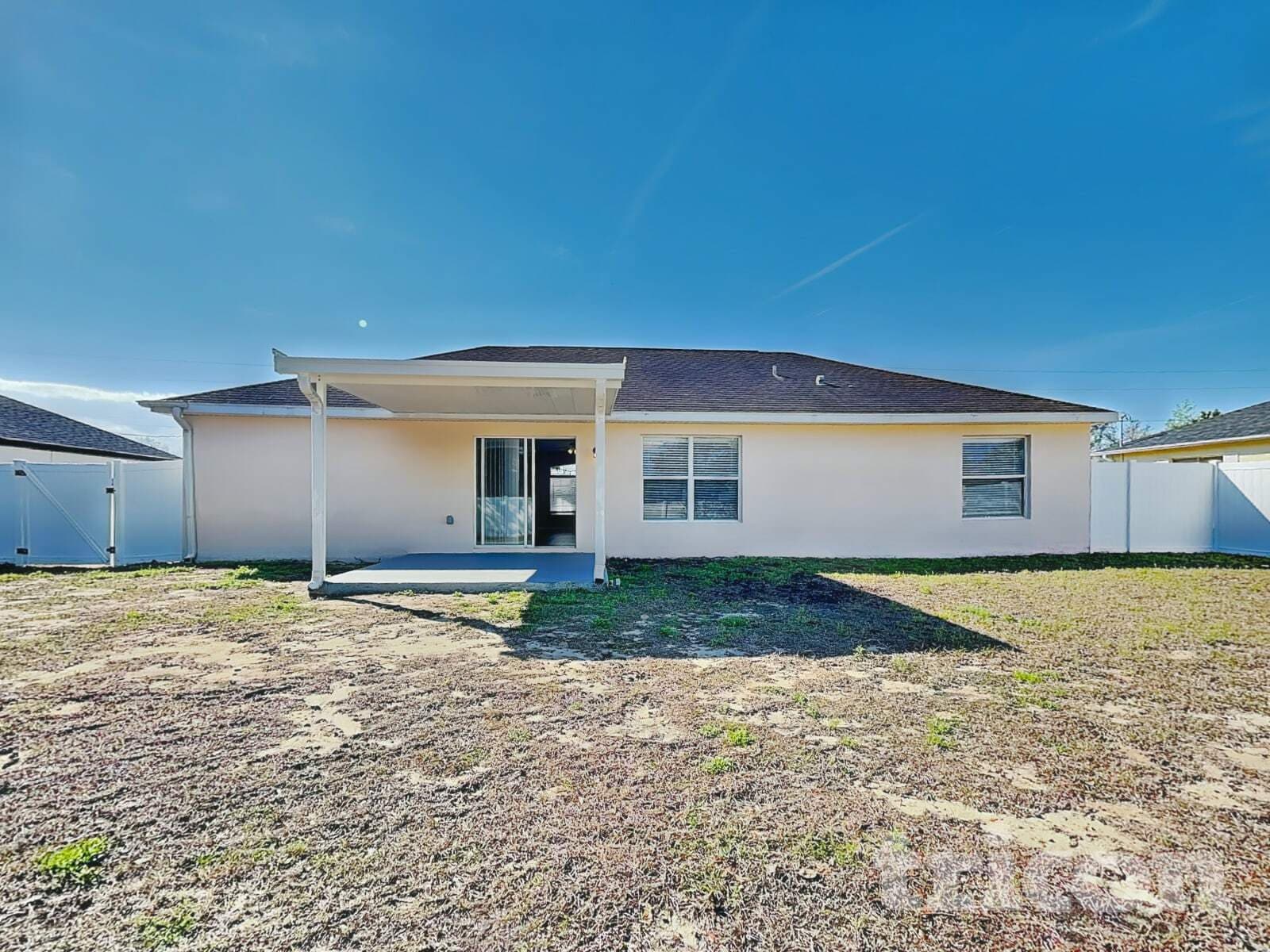 Building Photo - 2425 Bishop Rd