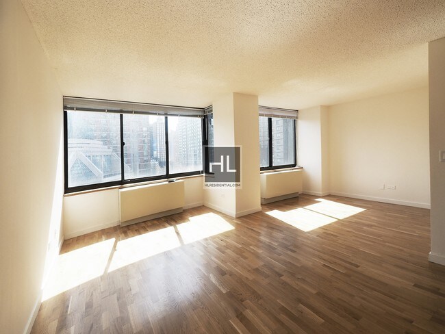 Building Photo - 96th Street and 3rd ave