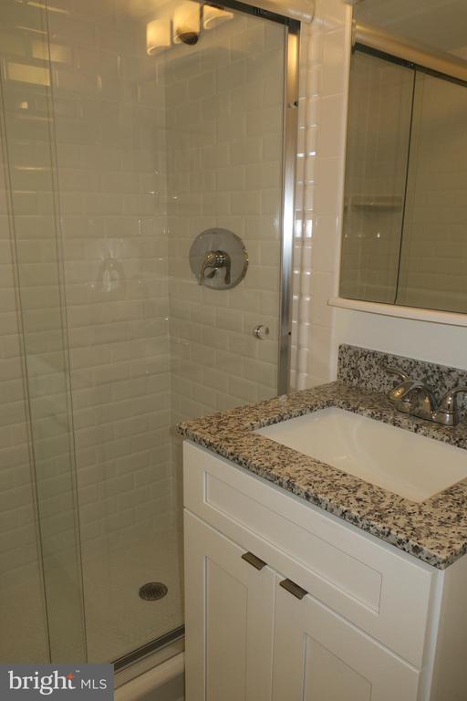 Building Photo - 224 W Rittenhouse Square