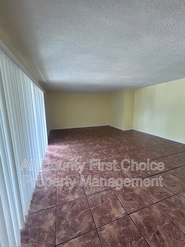 Building Photo - 11415 8th Way N