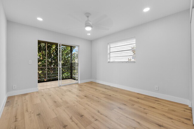 Building Photo - 314 Monaco Blvd