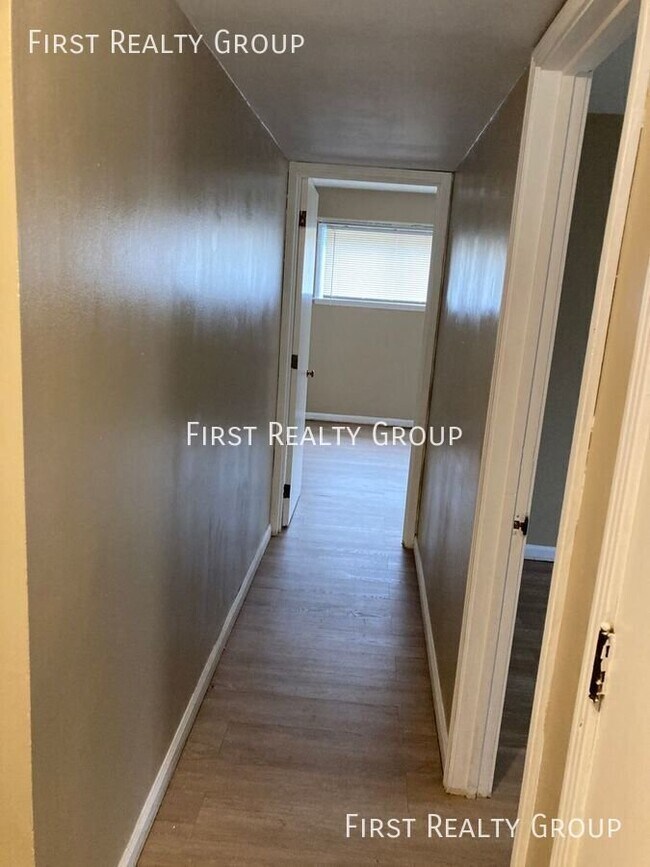 Building Photo - 3608 W. Siebenthaler-