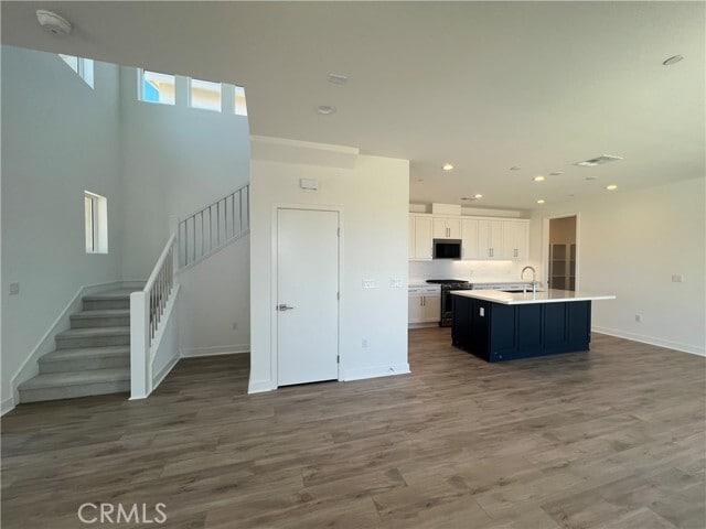 Building Photo - 36318 Warren Dr