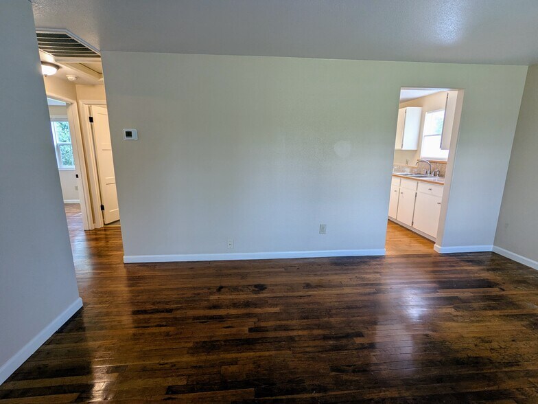 Building Photo - 5018 N 30th St