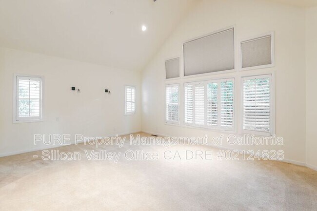 Building Photo - 190 Red Fox Ridge