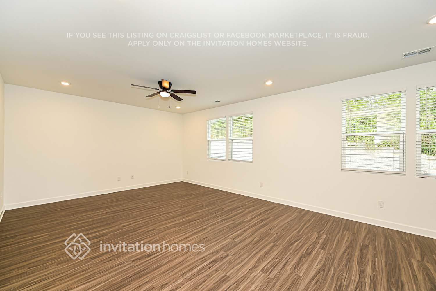 Building Photo - 212 E Millbrook Dr