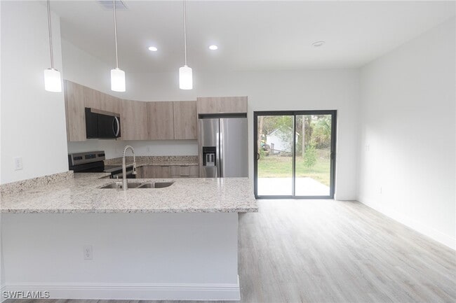 Building Photo - 5023 N Dogwood Cir
