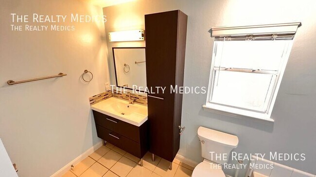 Building Photo - 3977 Journey Ct