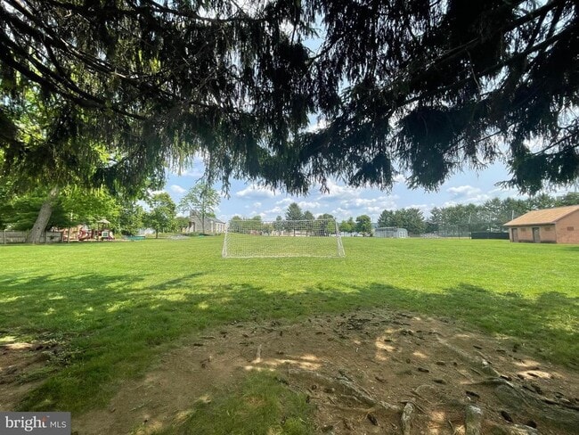 Building Photo - 32 Franklin St