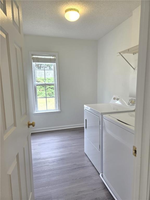 Building Photo - 4010 Ridgefair Dr