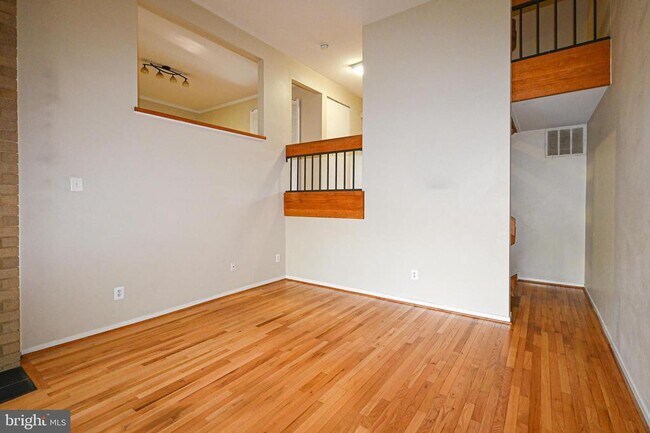 Building Photo - 11768 Indian Ridge Rd