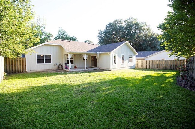 Building Photo - 5207 SW 79 Terrace