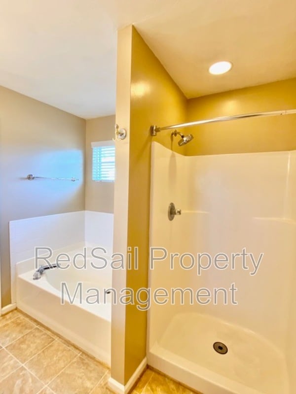 Building Photo - 3600 Canal Turn Ct
