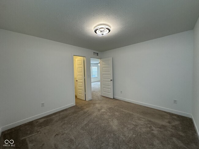 Building Photo - 5730 Fire Opal Wy