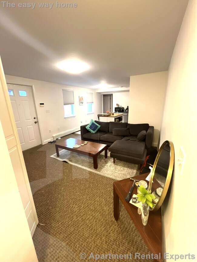 Building Photo - 159 Auburn St