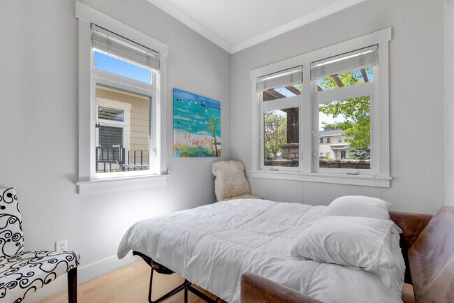 Building Photo - 3060 S Rookery Ln