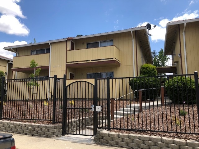 Building Photo - 2170 Fremont St