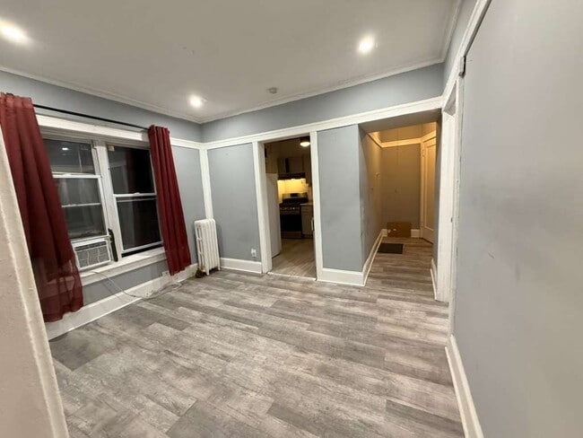 Building Photo - 1707 W Wallen Ave