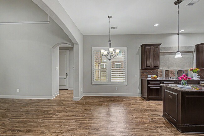 Building Photo - 17430 Aberdeenshire Dr