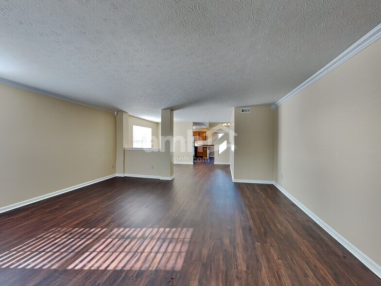 Building Photo - 5838 Twin River Ln