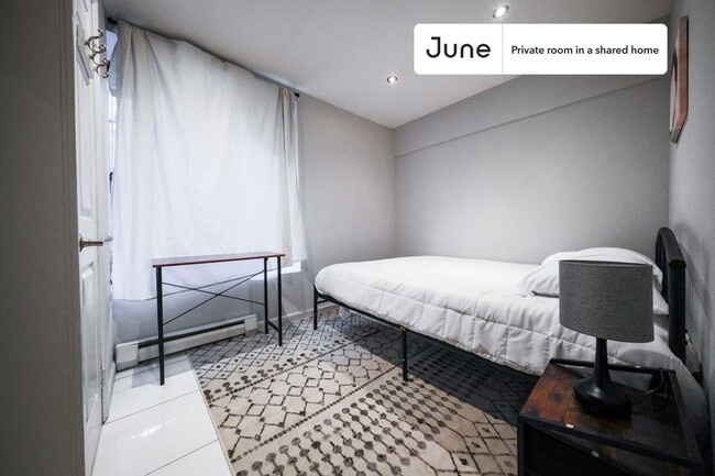 Building Photo - 961 Columbus Ave