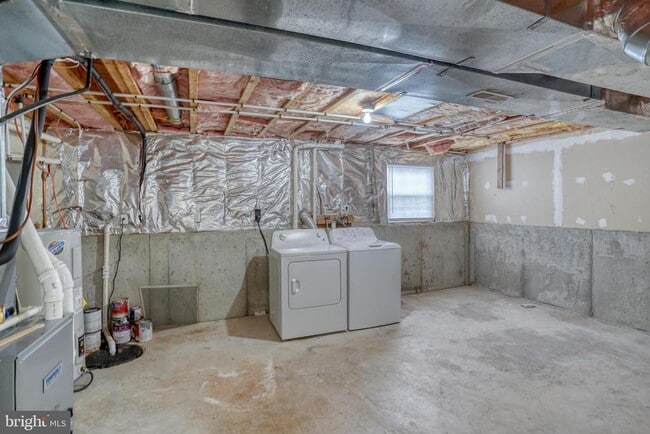 Building Photo - 407 Champs Ln