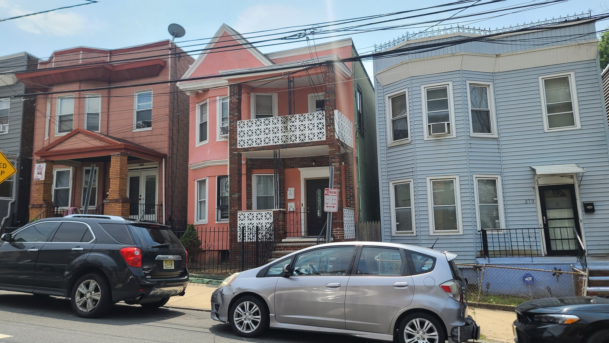 Building Photo - 271 Claremont Ave