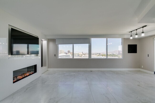 Building Photo - Elevated Penthouse Living with Private Terrace & Resort-Style Amenities