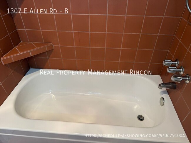 Building Photo - 1307 E Allen Rd