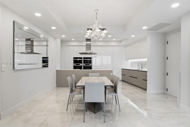 Building Photo - 18201 Collins Ave