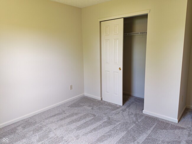 Building Photo - 6140 Lake Freeman Dr