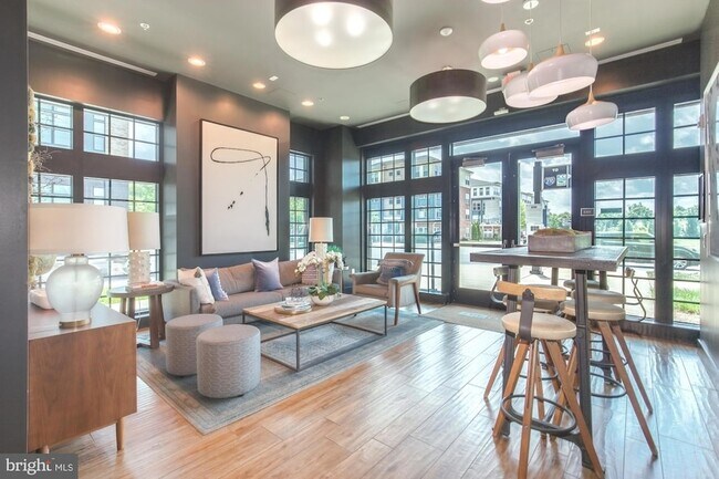 Building Photo - 510 Diamondback Dr