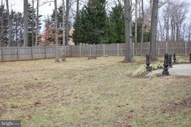 Building Photo - 10208 Sorrel Ave