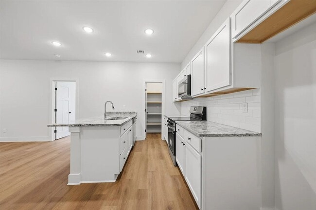 Building Photo - 121 Mendocino Ct