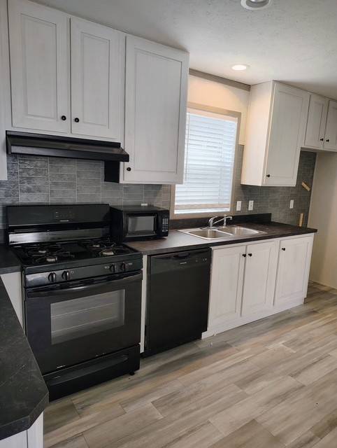 Primary Photo - HOME FOR SALE 3 bed 2 bath