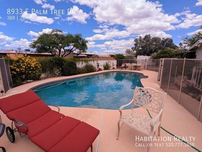 Building Photo - 8933 E Palm Tree Dr