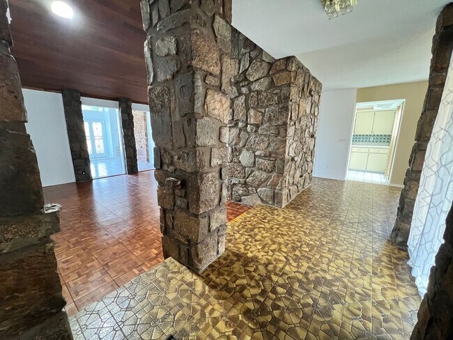 Building Photo - Jenks Schools