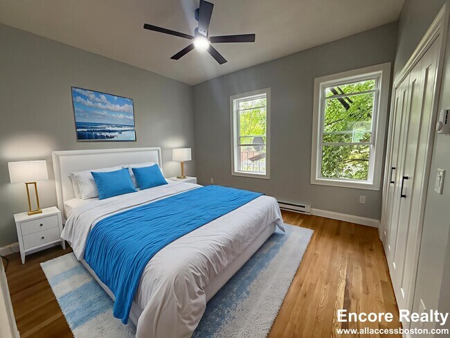 Building Photo - 120 London St