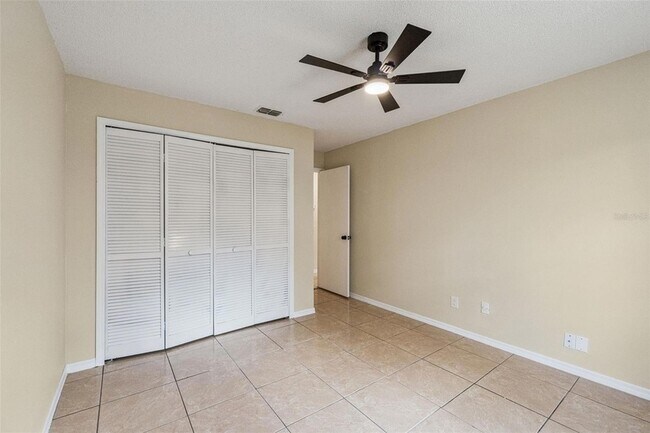 Building Photo - 4136 Tall Tree Dr