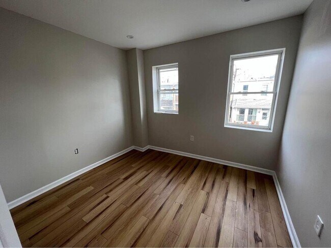 Building Photo - 31 N Curley St