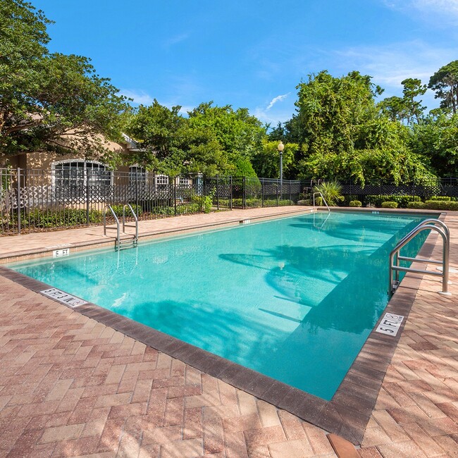 Villas at Lake Smart Apartments - Winter Haven, FL | Apartment Finder