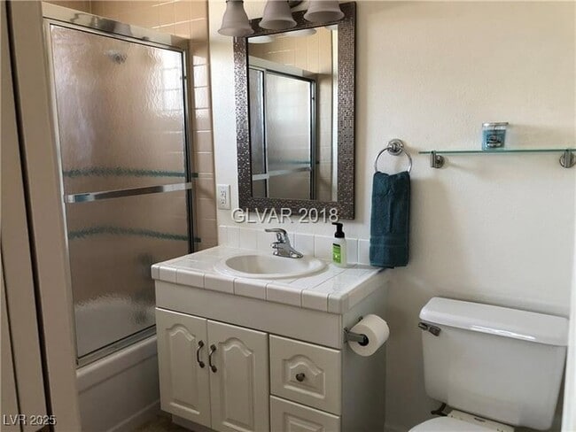 Building Photo - 1850 Center St