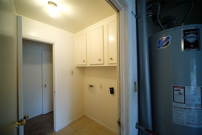 Building Photo - 12403 Bexley Dr