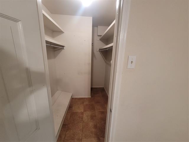 Building Photo - 7708 Village Trail Dr