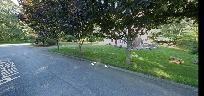 Building Photo - 2 bedroom, 2 bathroom home. South Dennis Ma.