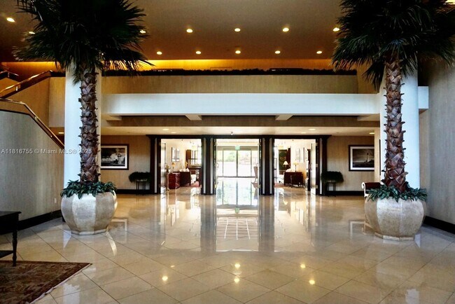 Building Photo - 151 Crandon Blvd
