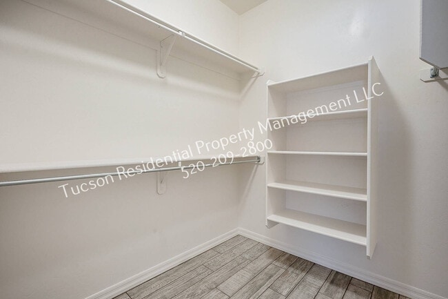 Building Photo - 7334 E Alderberry St