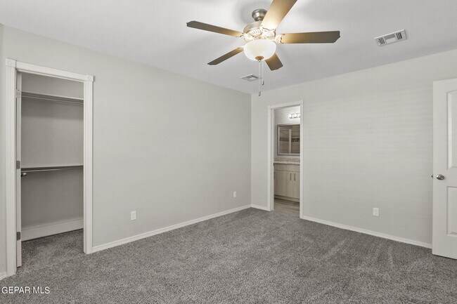 Building Photo - 947 Follifoot Pl