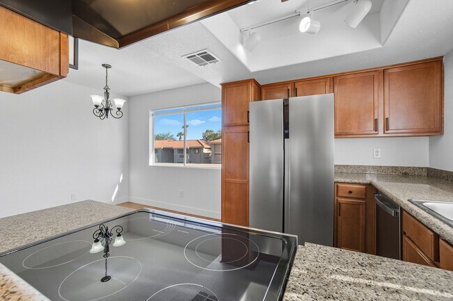 Building Photo - Stylish Summerlin-Area 2 Bedroom Condo wit...